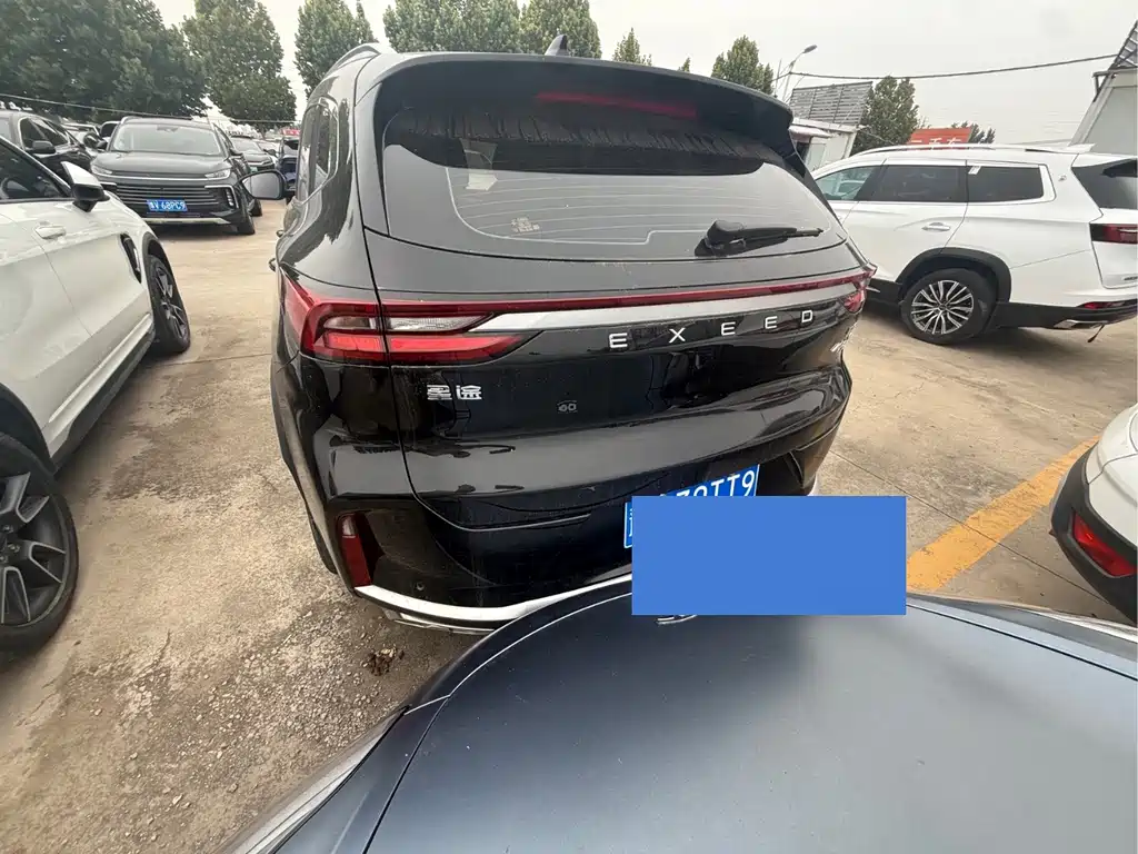 Exeed Lingyun — миниатюра 8