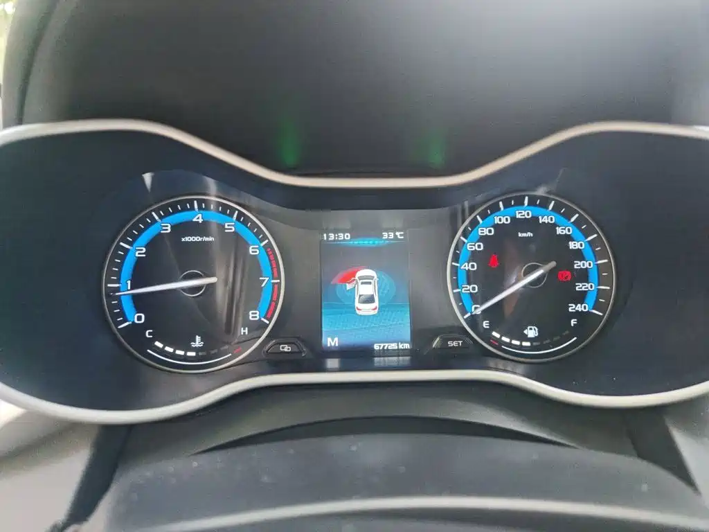 Geely Emgrand — миниатюра 12