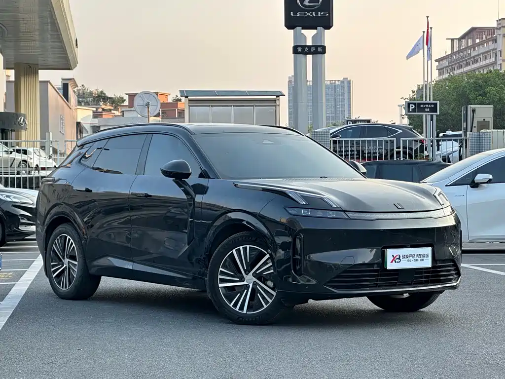 Lynk & Co 08 EM-P — миниатюра 4
