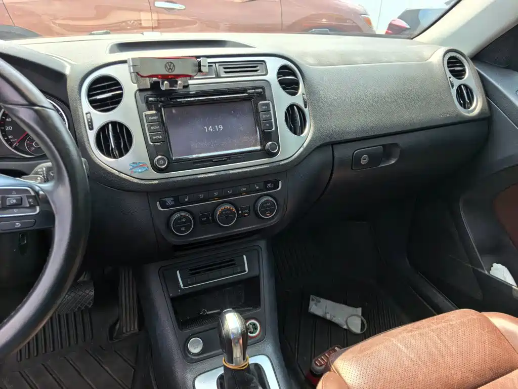 Volkswagen Tiguan — миниатюра 11