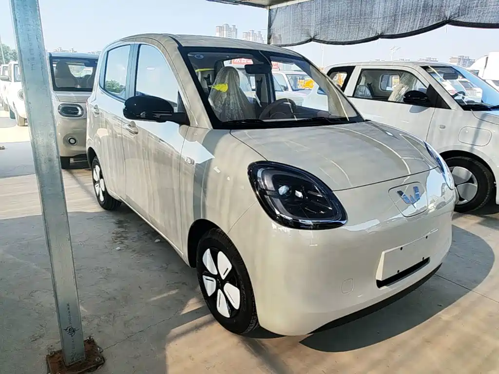 Wuling MINIEV — миниатюра 4