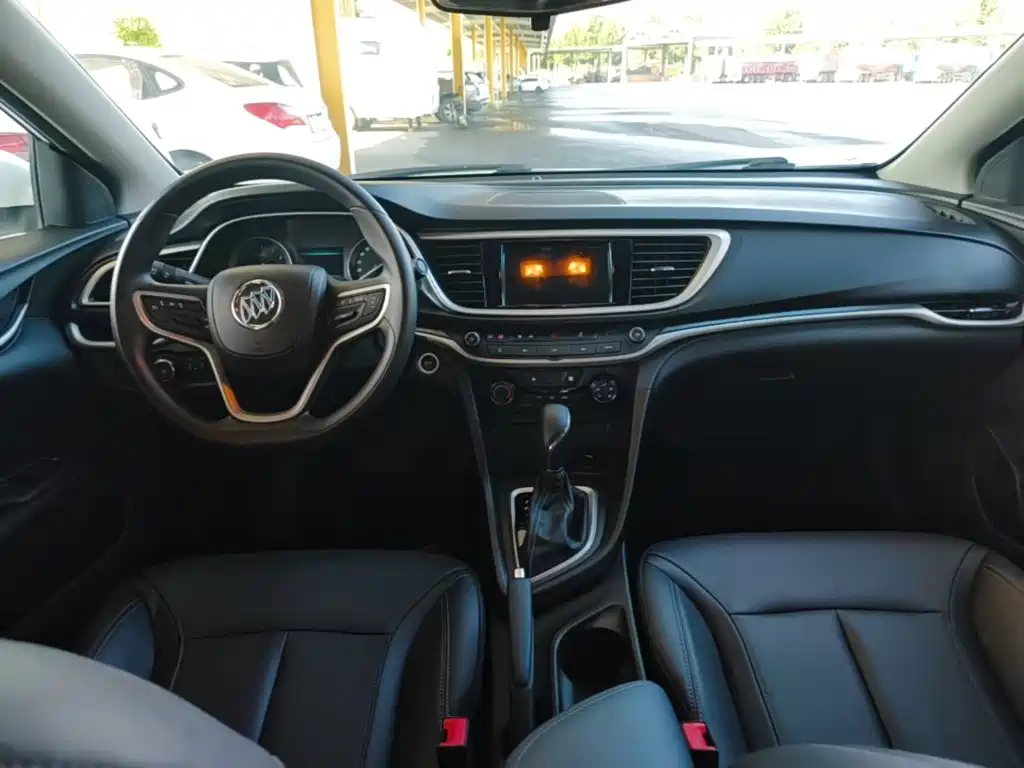Buick Excelle — миниатюра 10