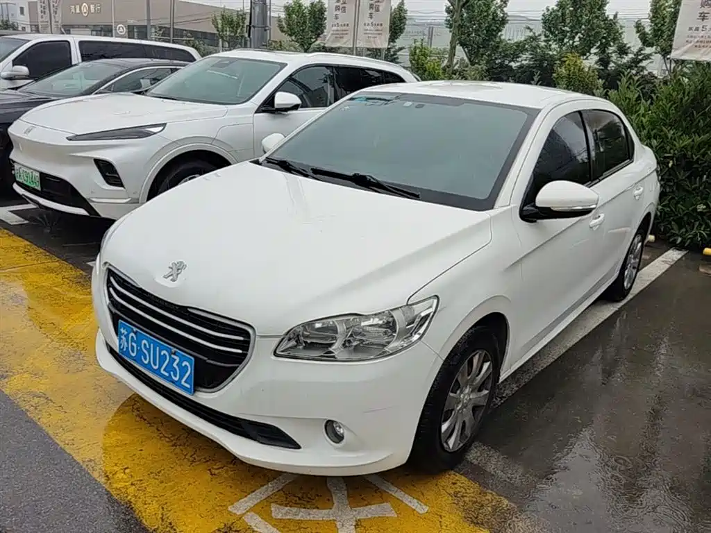 Peugeot 301 2015