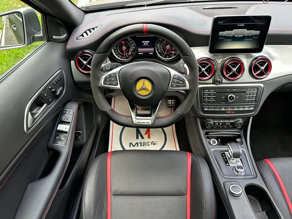 Mercedes-Benz GLA AMG — миниатюра 10