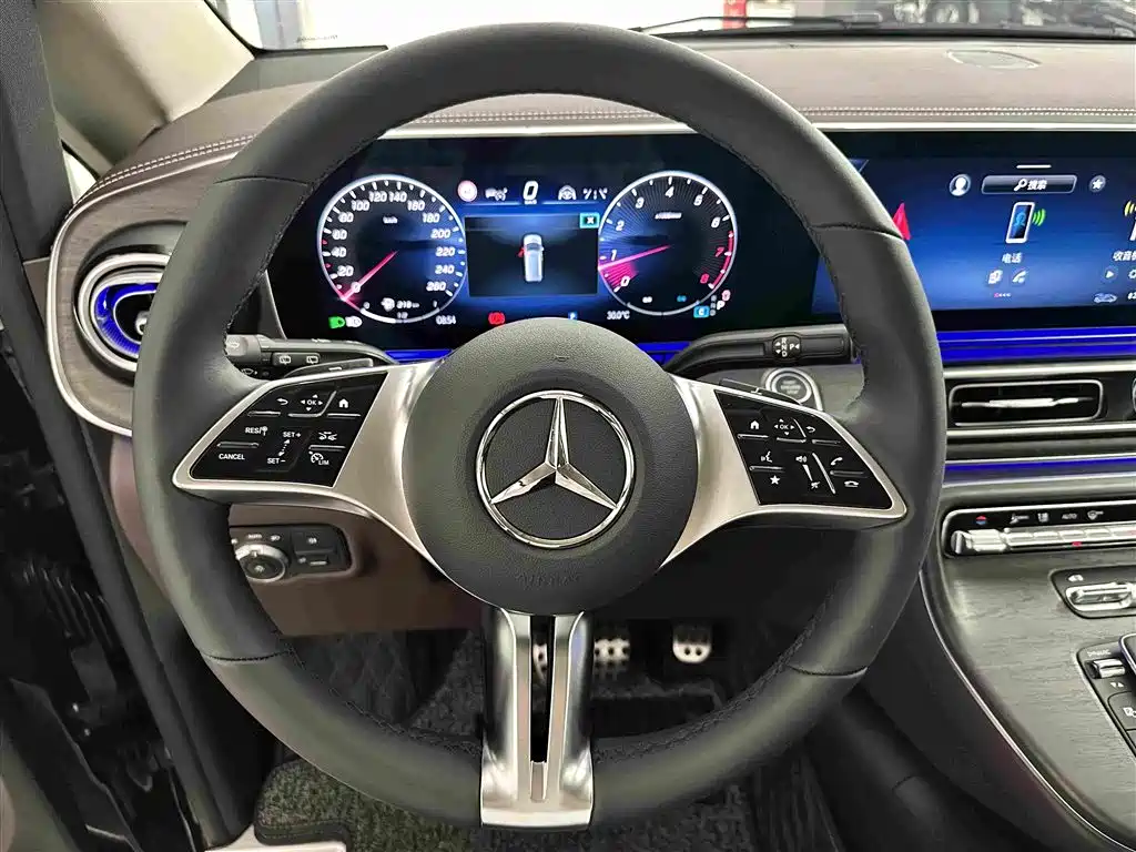 Mercedes-Benz V-Class — миниатюра 6