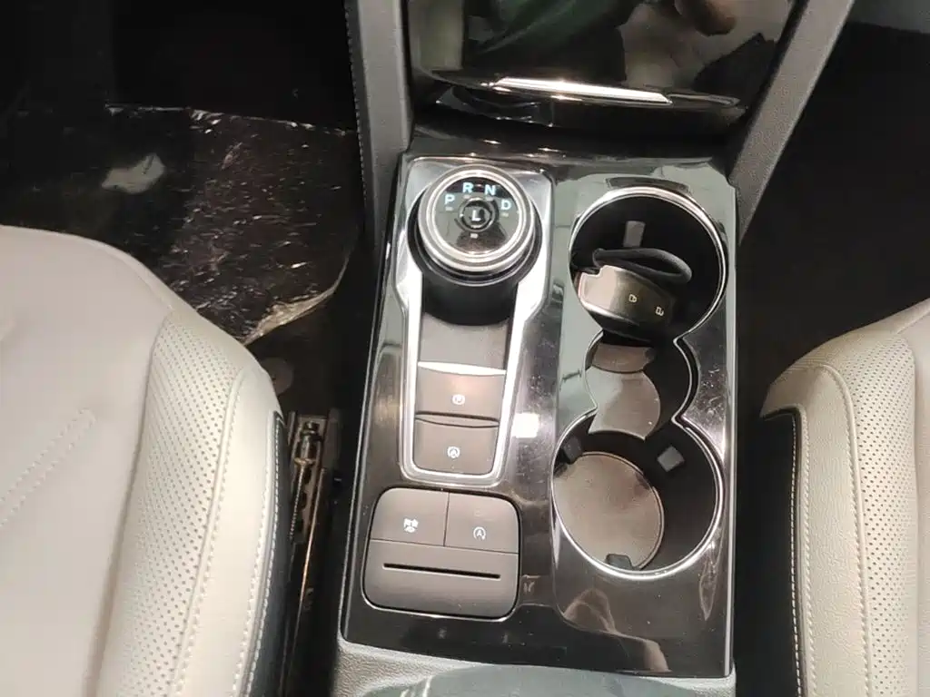 Ford Escape — миниатюра 14