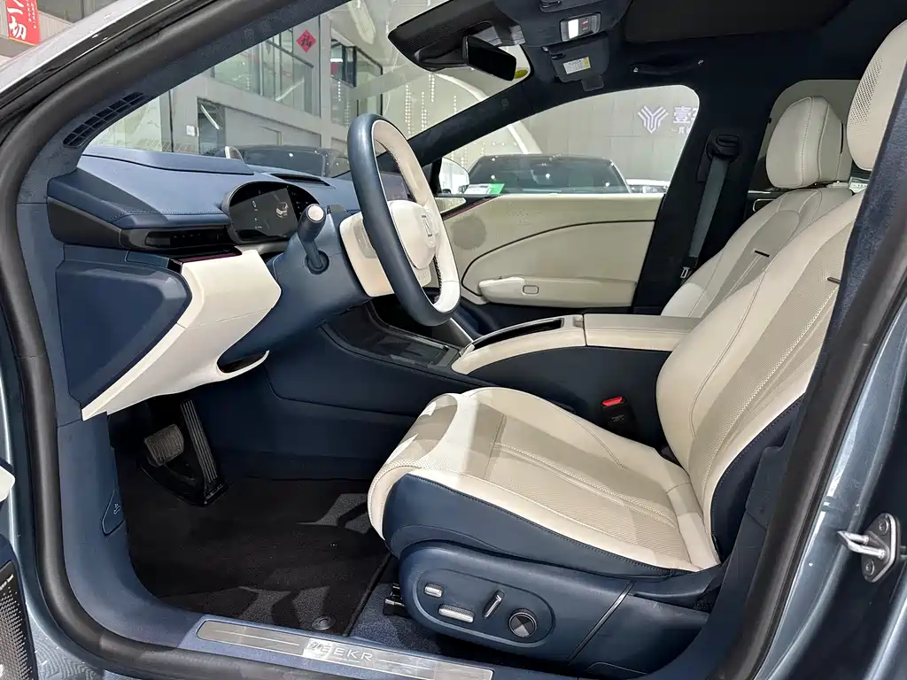 Zeekr 007 2025 Smart Drive 75kWh