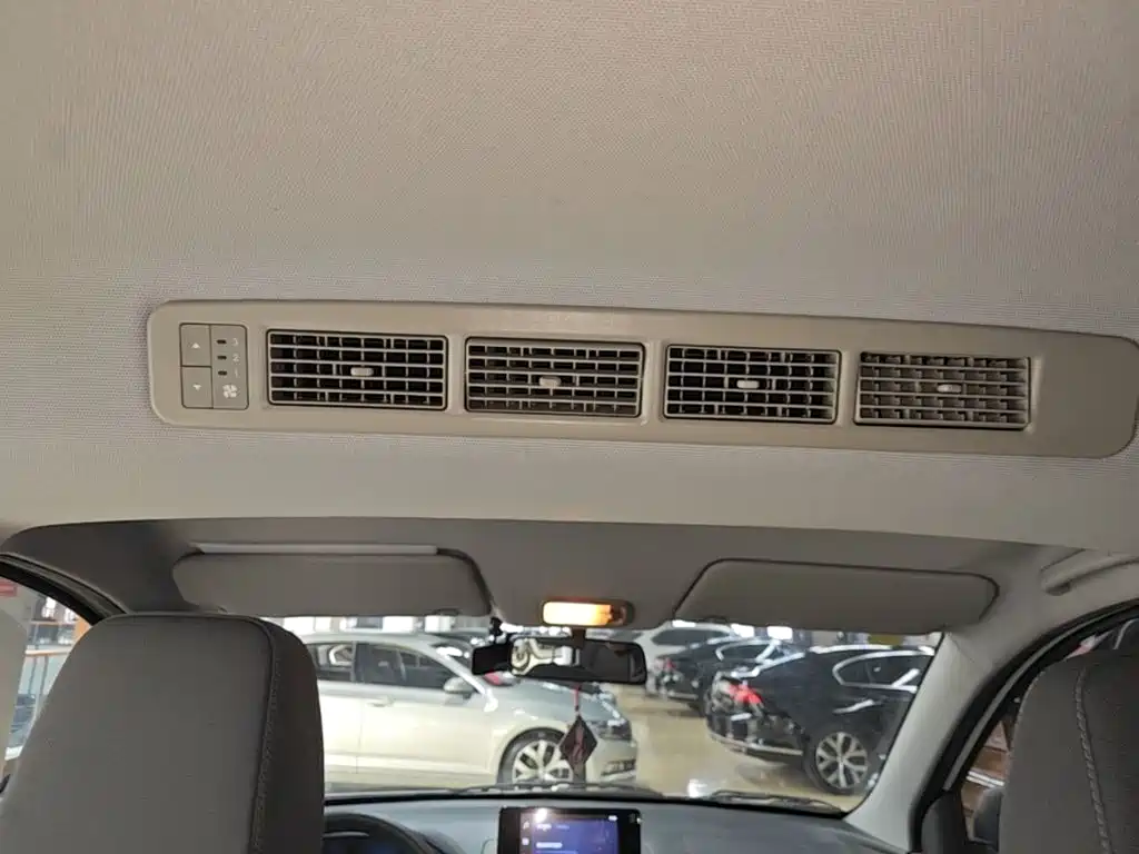 Wuling Hongguang EV — миниатюра 18