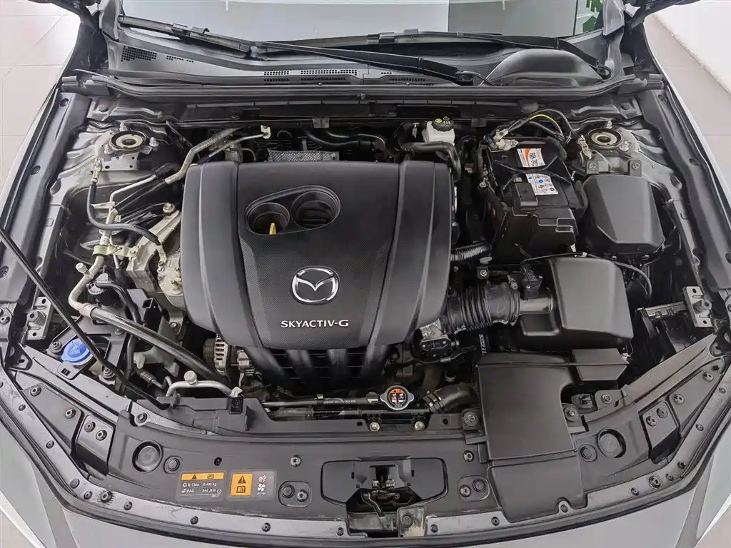 Mazda Mazda3 3 2020 2.0L AT