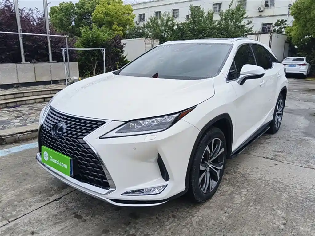 Lexus RX 2021