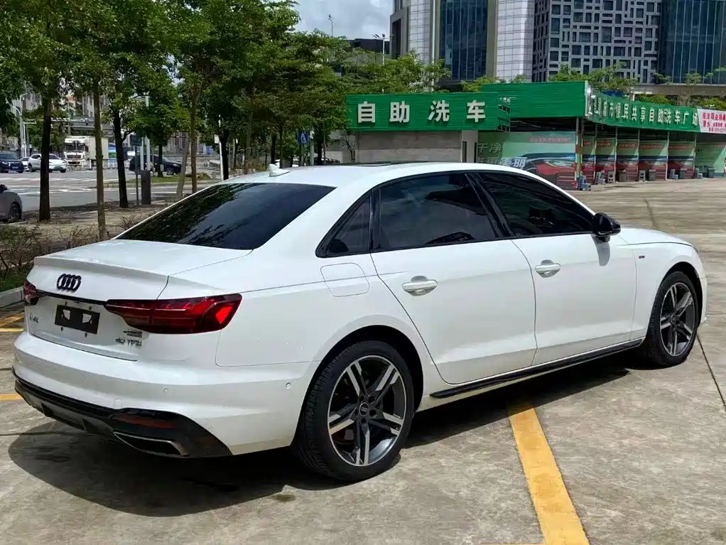 Audi A4L — миниатюра 7