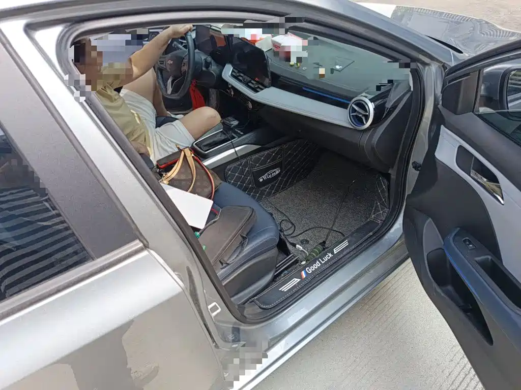 Chevrolet Monza — миниатюра 19