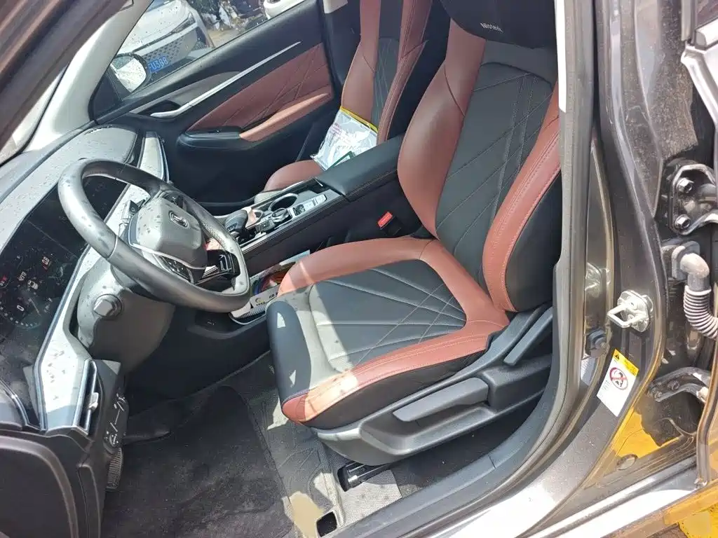 Changan Eado 2022 PLUS NE 1.4T GDI DCT Luxury
