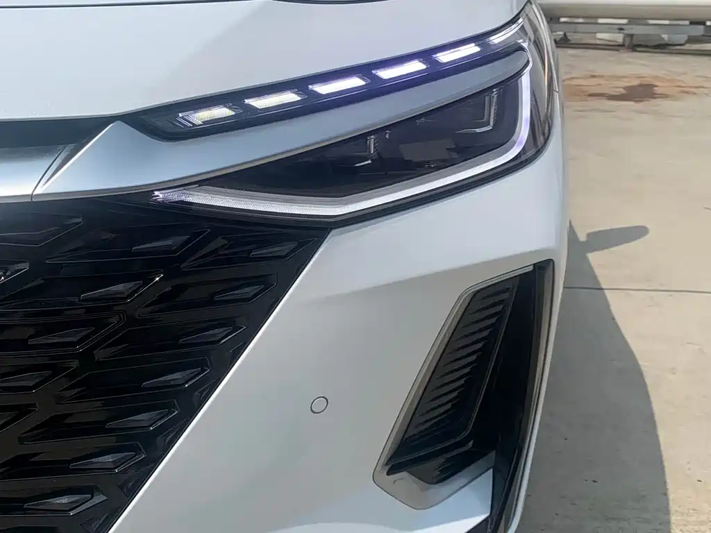 Chery Arrizo 8 — миниатюра 4