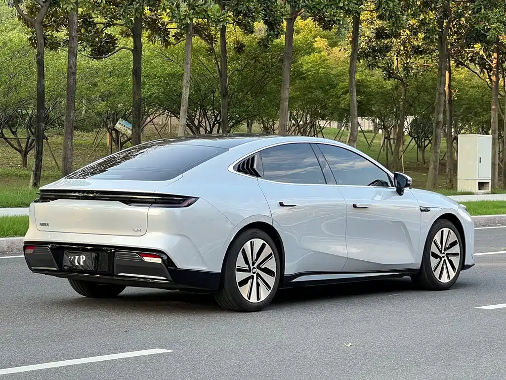 GEELY GALAXY GALAXY E8
