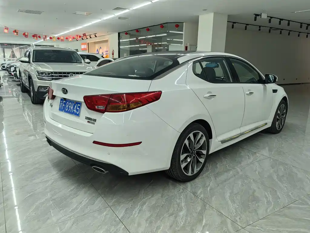 Kia K5 — миниатюра 4
