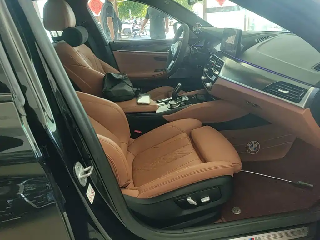 BMW 5 Series (Import) — миниатюра 25