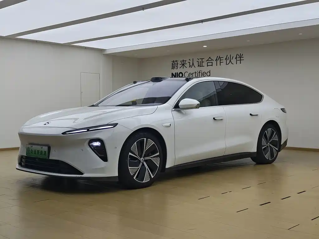 NIO ET7