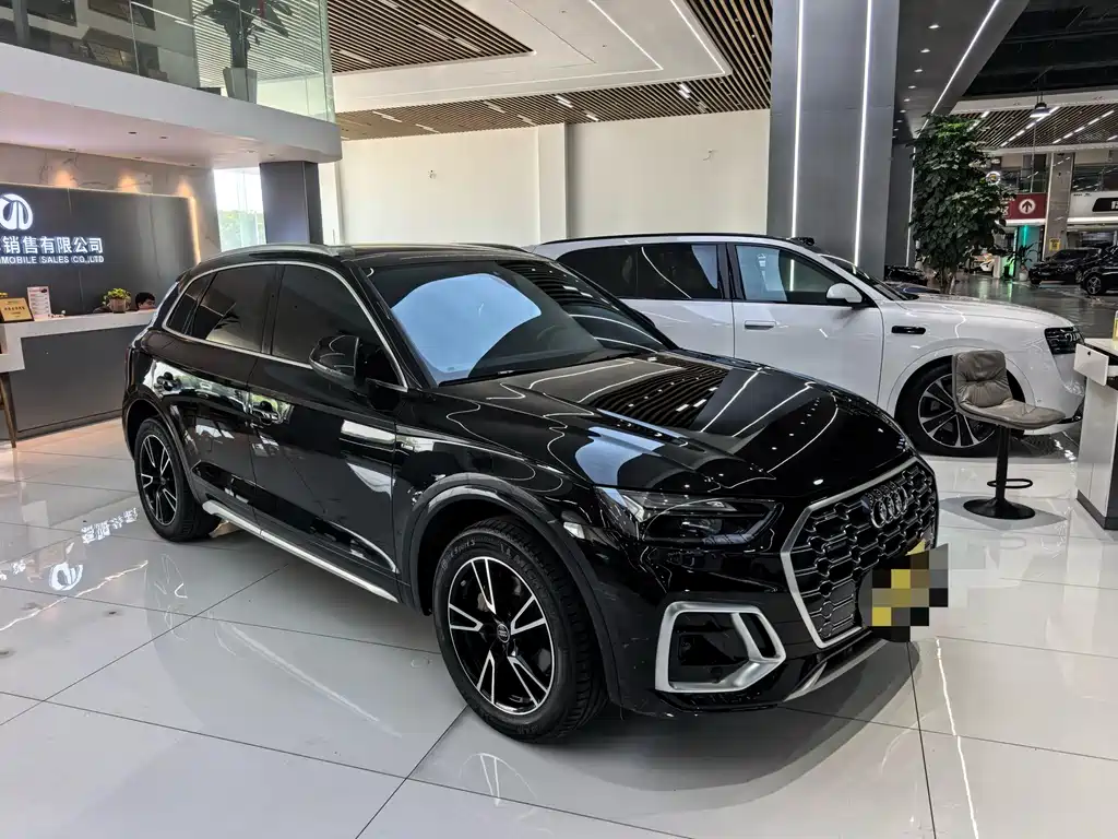 Audi Q5L — миниатюра 3