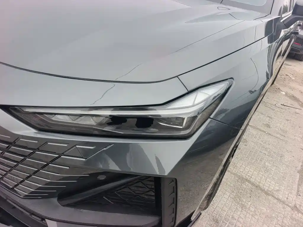 Changan UNI-V — миниатюра 4