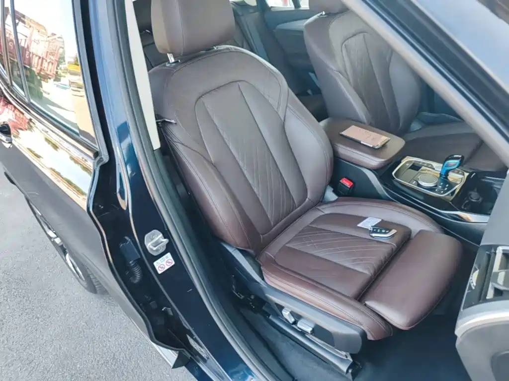 BMW iX3 — миниатюра 25