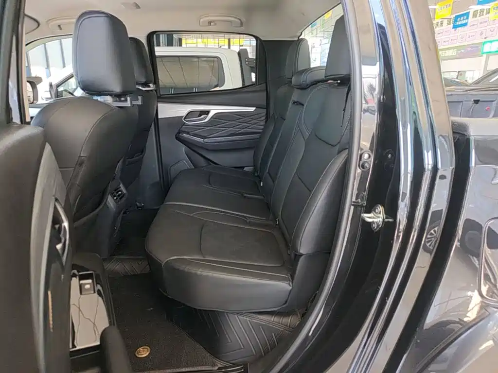 Isuzu D-MAX — миниатюра 17