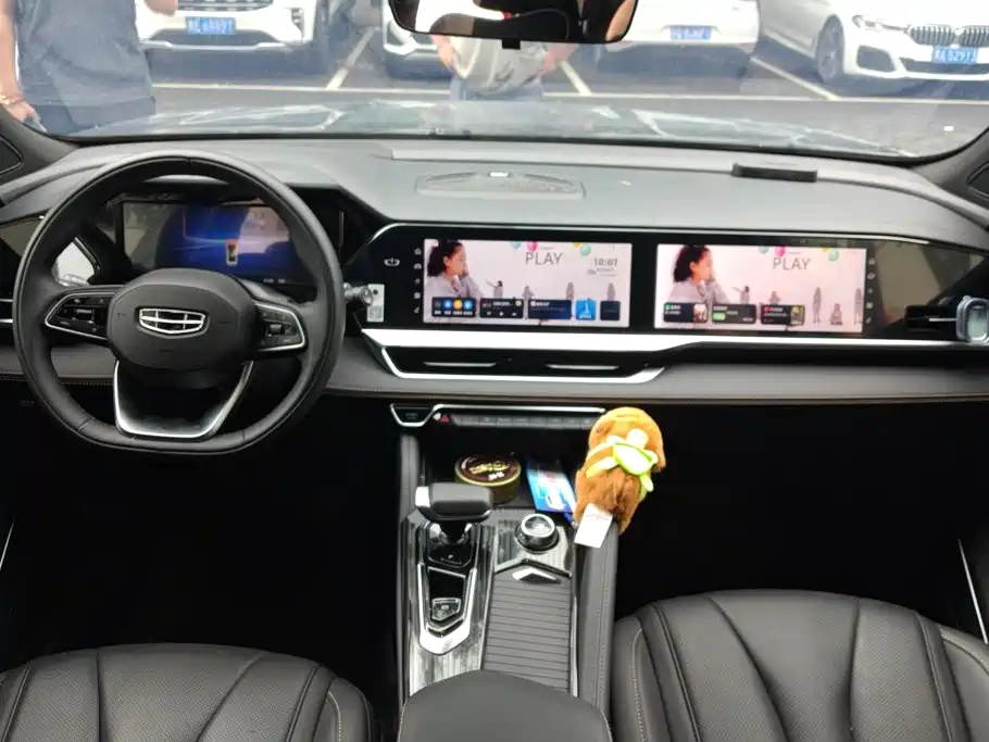 Geely Xingyue L — миниатюра 12