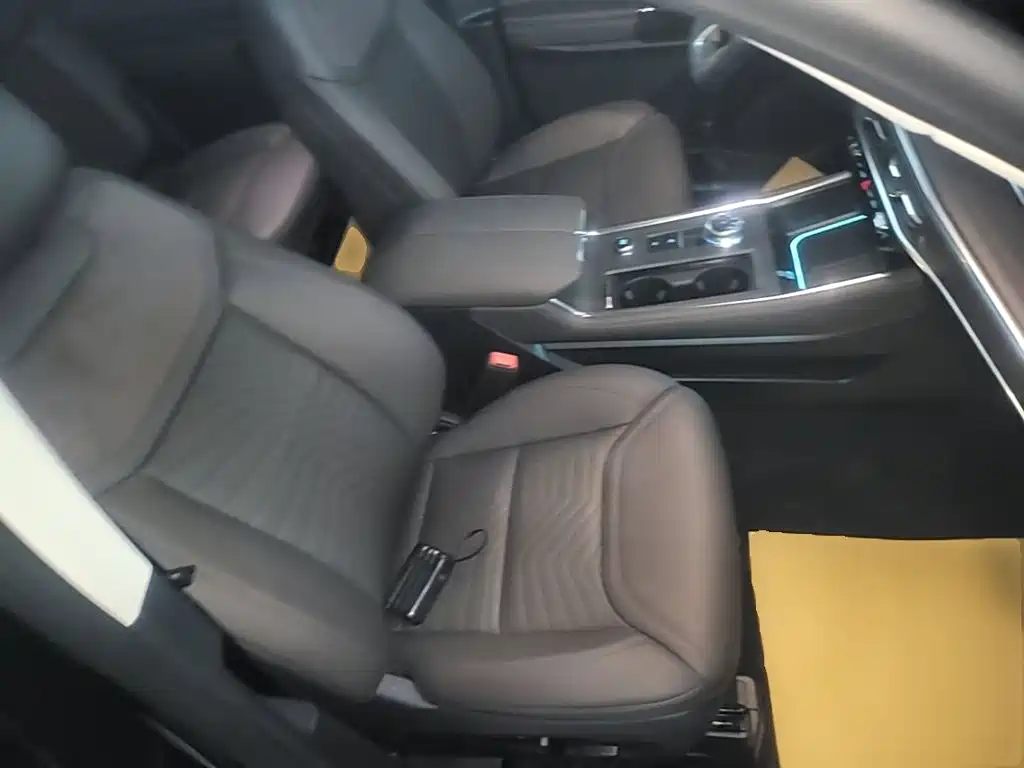 Ford Explorer — миниатюра 25