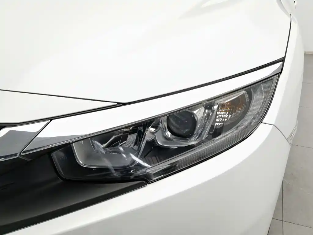 Honda Civic — миниатюра 7