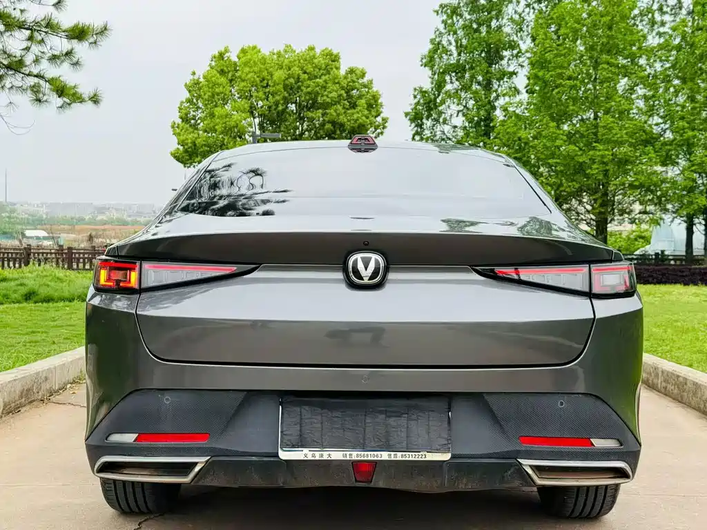 Changan Yida — миниатюра 9
