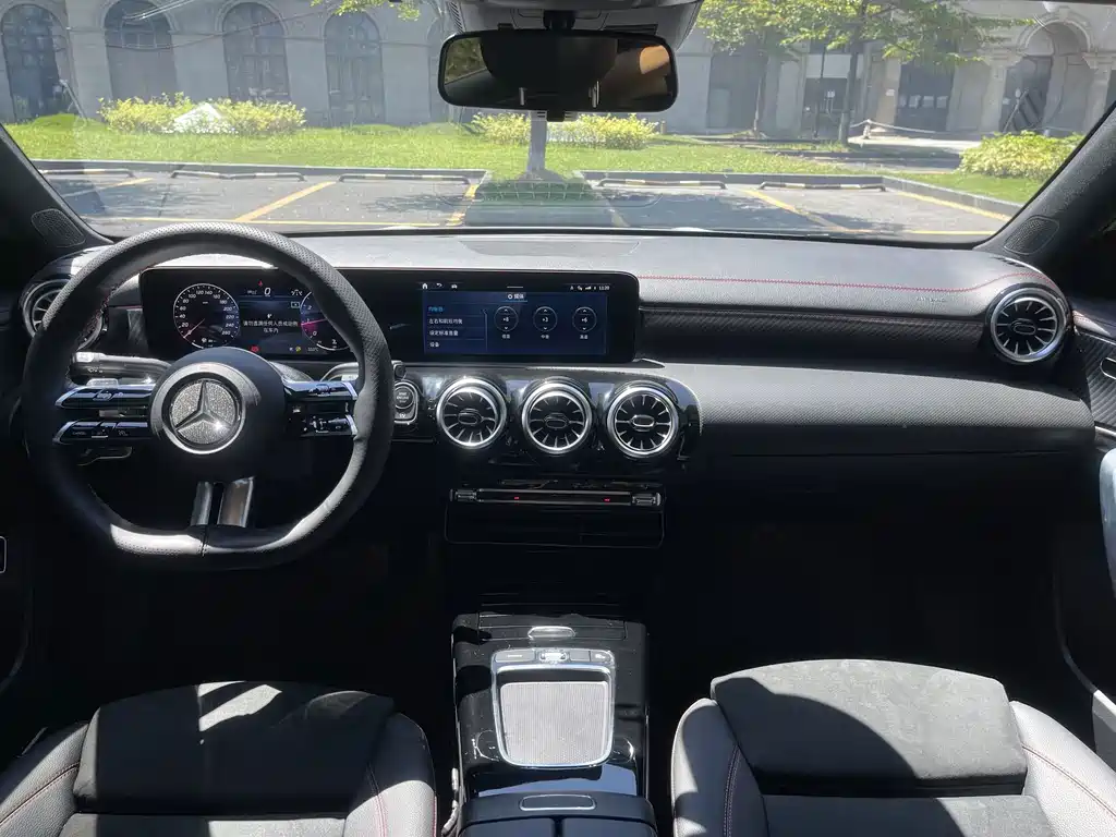 Mercedes-Benz A-Class — миниатюра 15