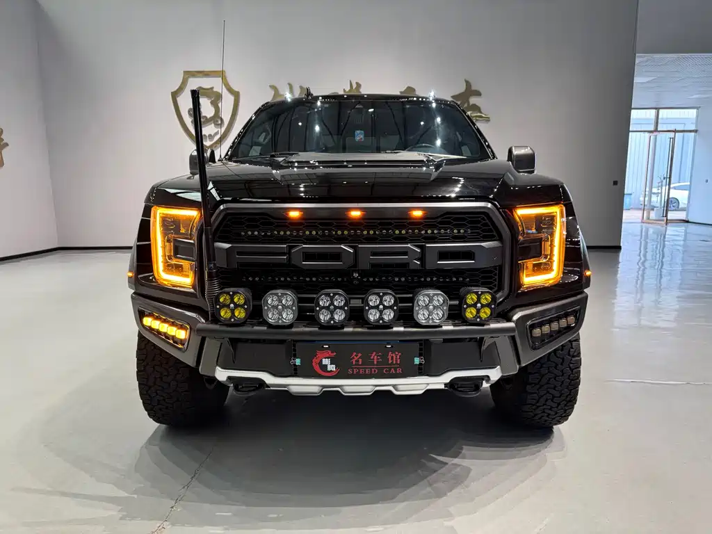 Ford F-150 Raptor