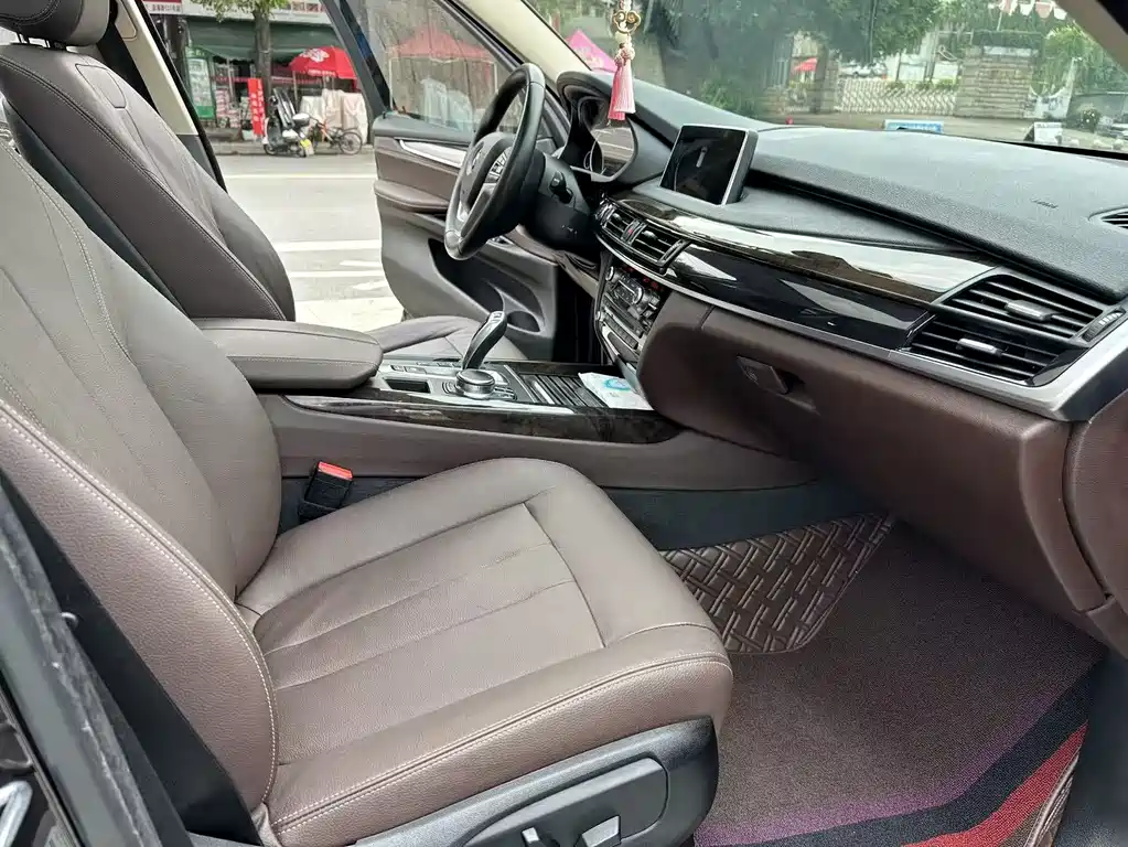 BMW X5 2017 xDrive28i
