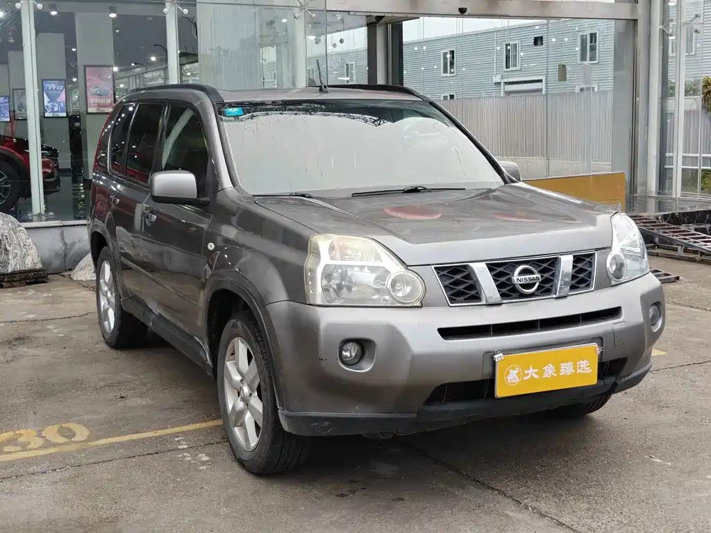 Nissan X-Trail — миниатюра 3
