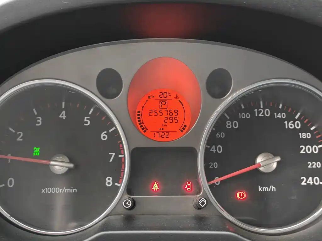 Nissan X-Trail — миниатюра 6