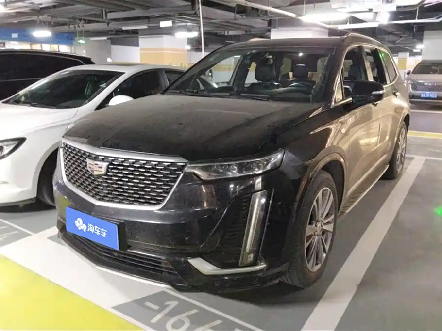 Купить Cadillac XT6