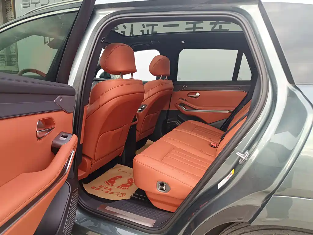 BYD Tang L — миниатюра 14