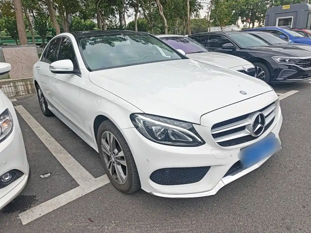 Mercedes-Benz C-Class — миниатюра 4