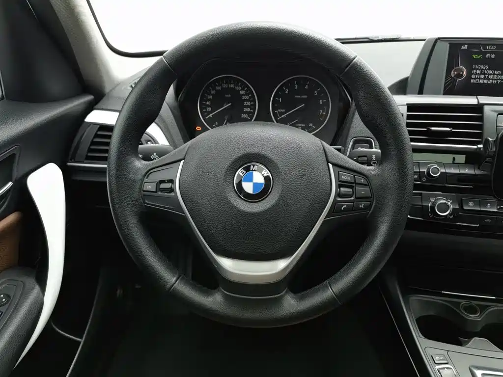 BMW 1 Series (Import) — миниатюра 11