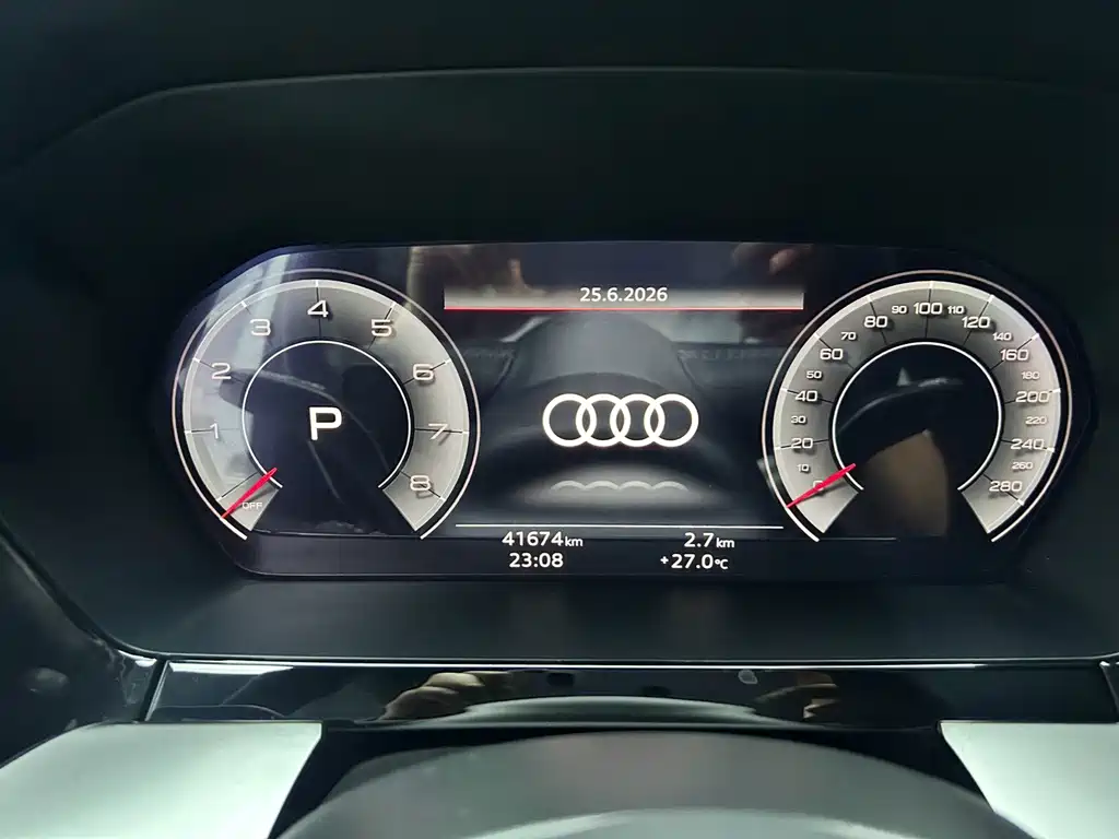 Audi A3 2023 Sportback 35 TFSI Luxury Sport