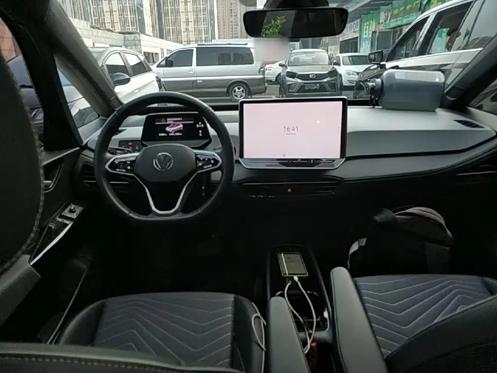 Volkswagen ID.3 — миниатюра 10