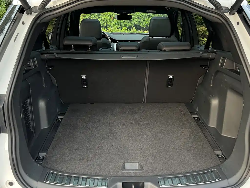 Land Rover Discovery Sport — миниатюра 13