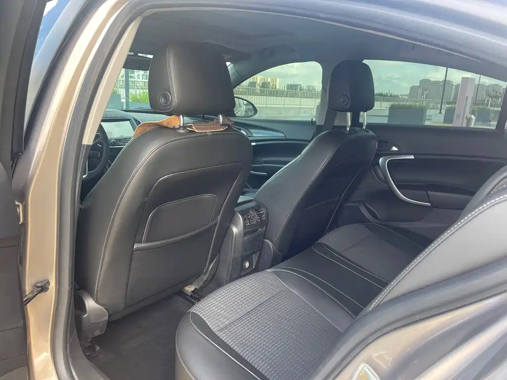 Buick Regal — миниатюра 6