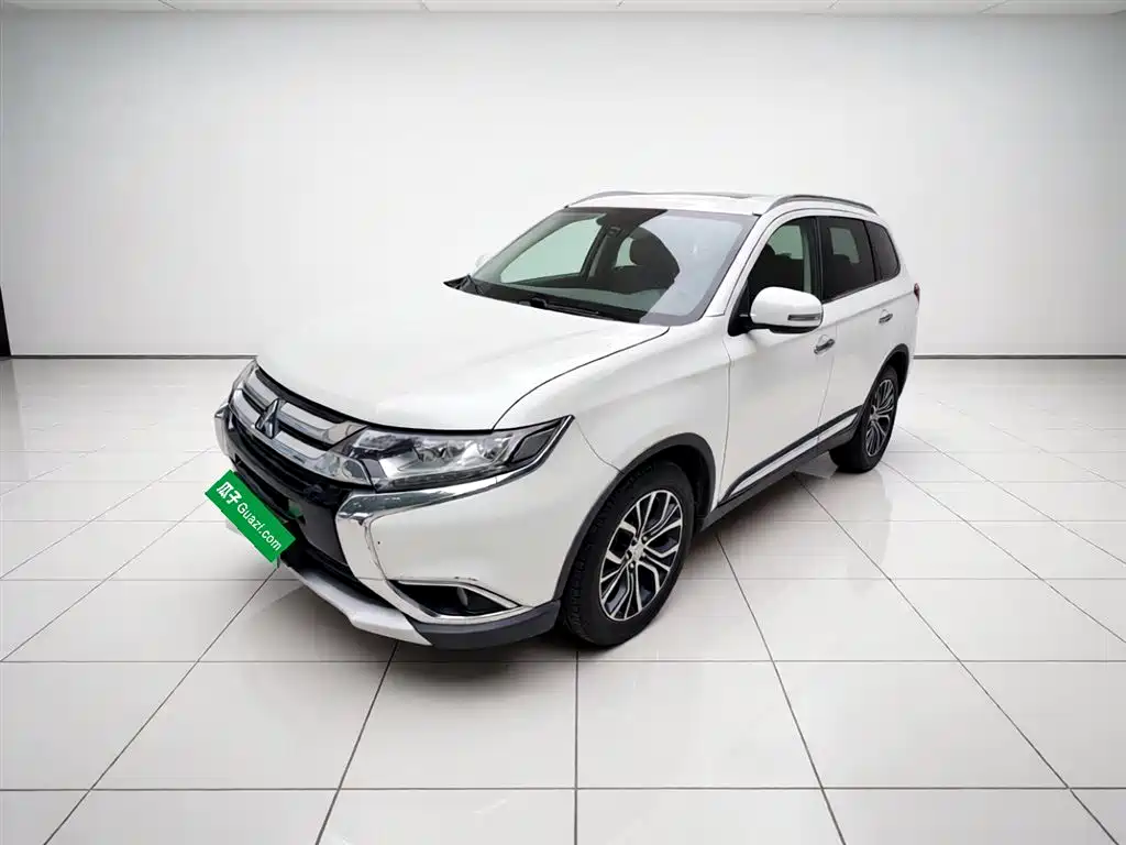 Купить Mitsubishi Outlander