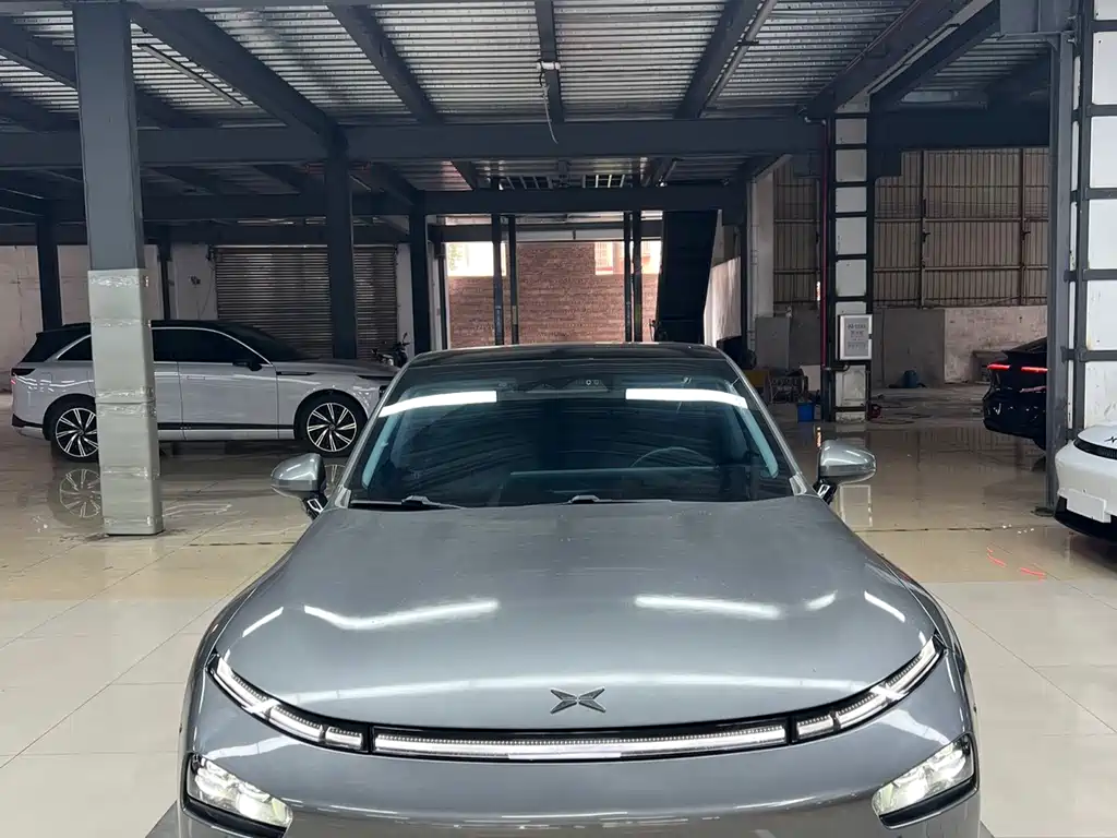 XPeng P7 — миниатюра 2