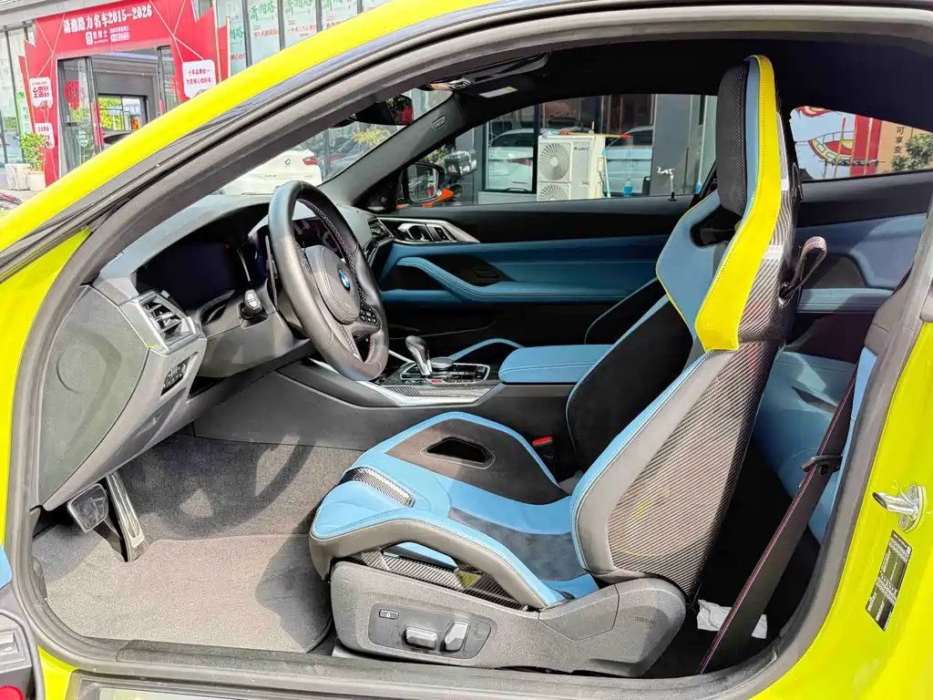 BMW M4 2022 M4