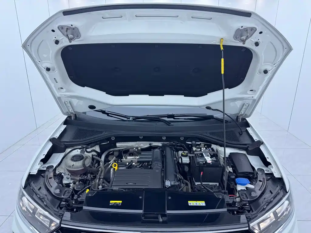 Volkswagen T-Roc — миниатюра 18