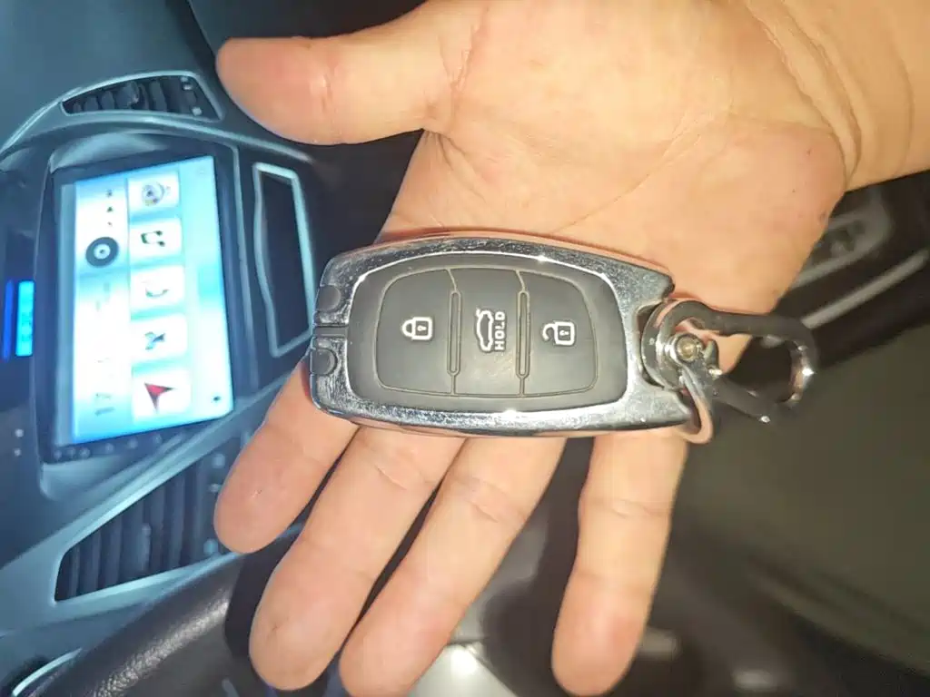 Hyundai Elantra Langdong — миниатюра 9