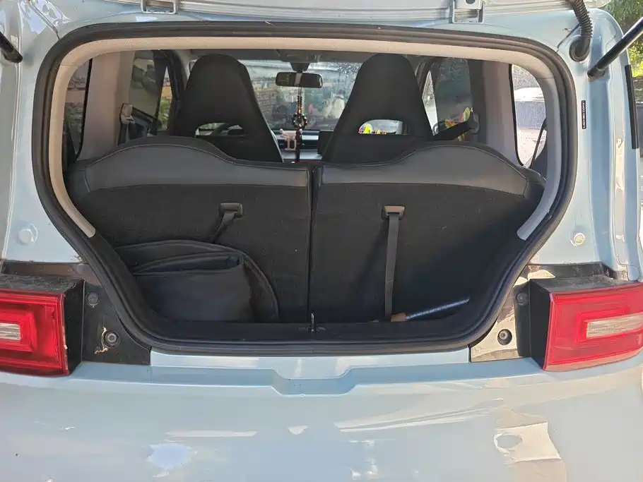 Wuling MINIEV — миниатюра 4