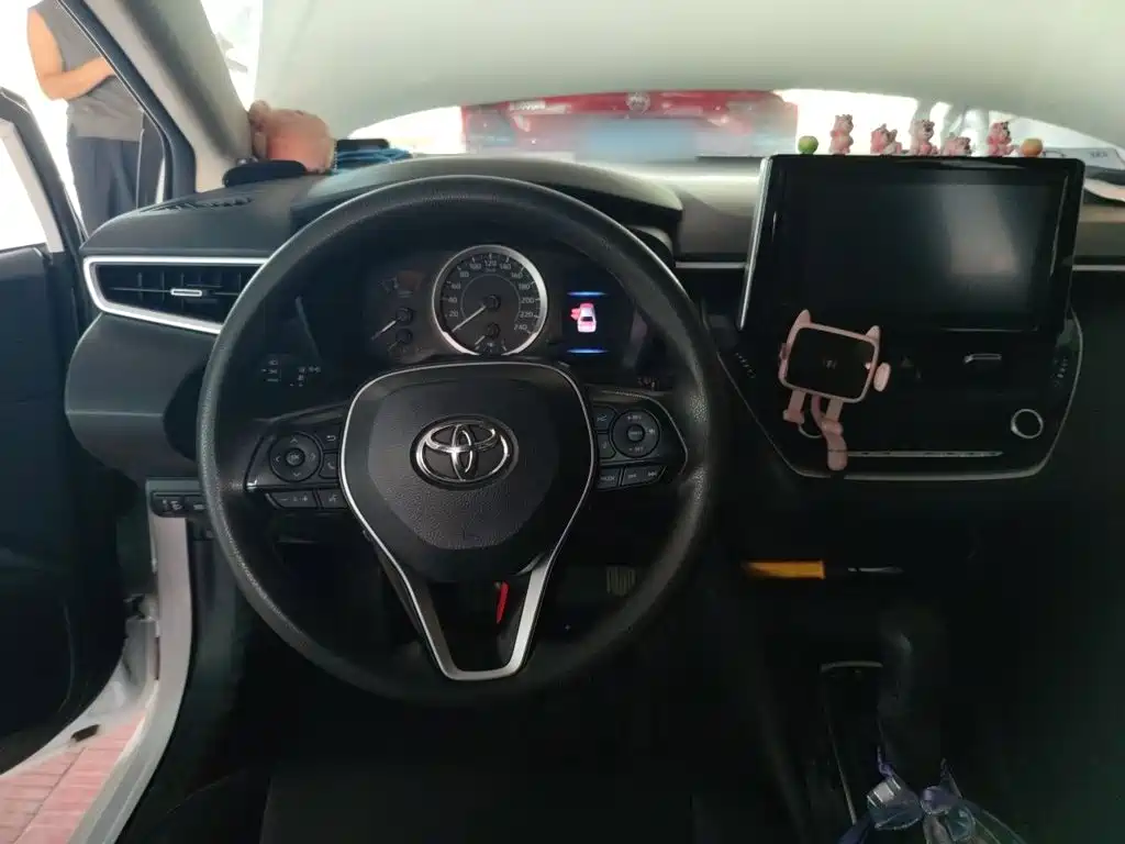 Toyota Corolla — миниатюра 6